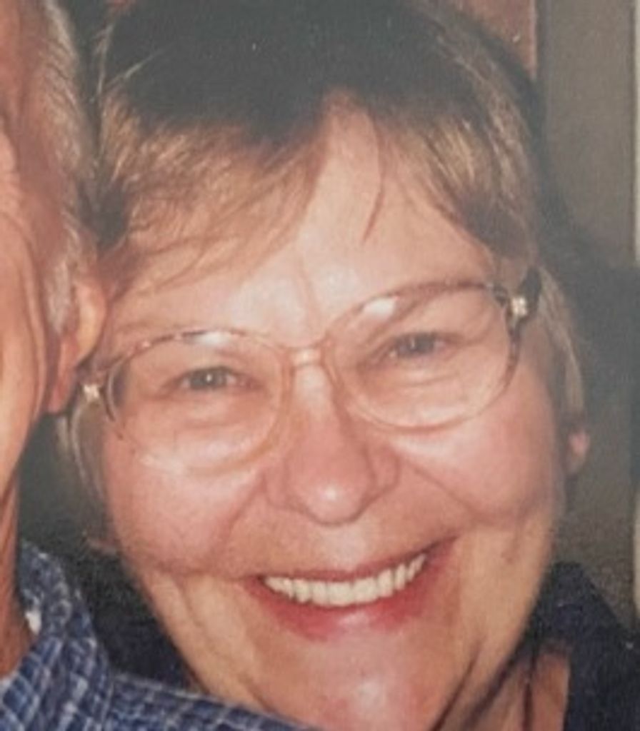 Charlet Knecht Profile Photo