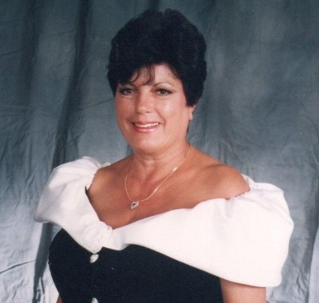 Sonja Vanweezel Profile Photo