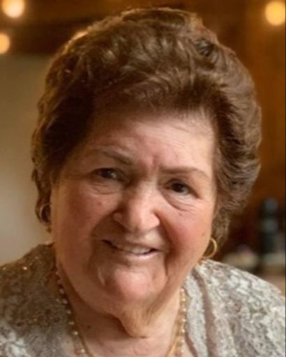 Laurinda Velosa's obituary image