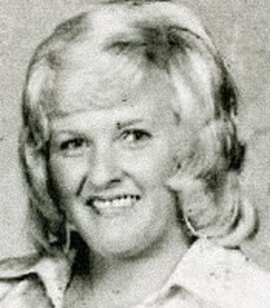 Mrs.  Sue  Faircloth Simonelli