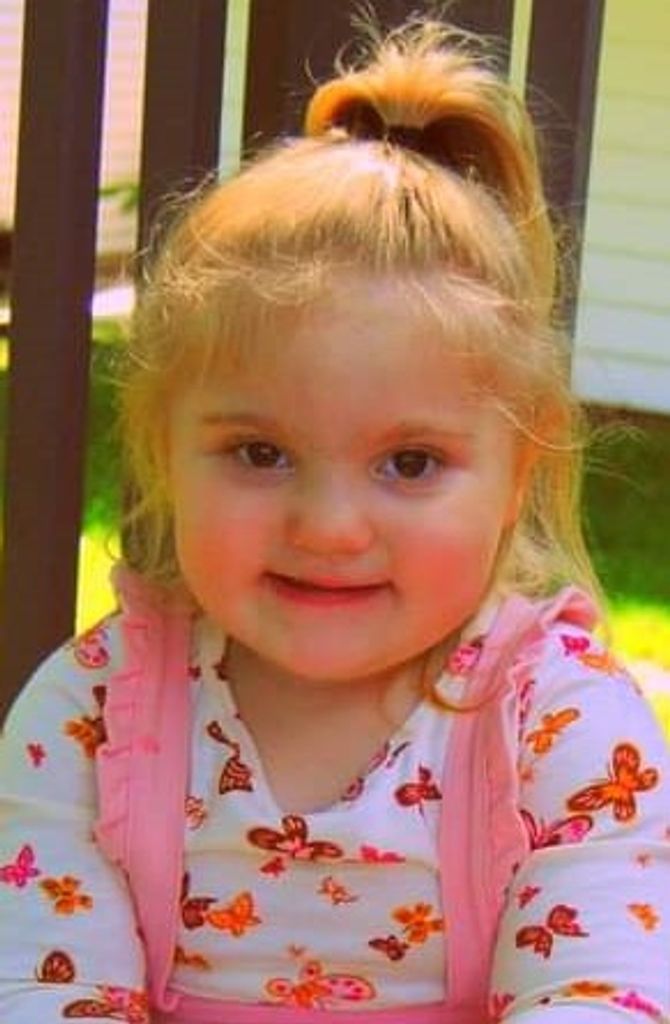 Isamae Lynn Rhodes Profile Photo