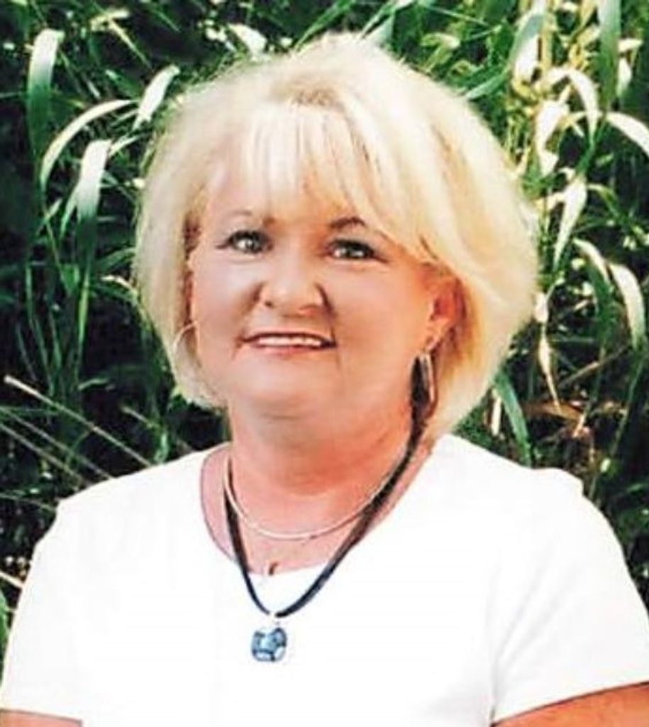 Vickie  Mosley Crawford