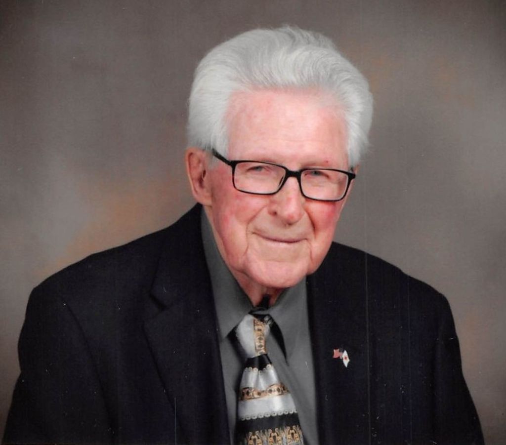 Gerhard "George" Viet