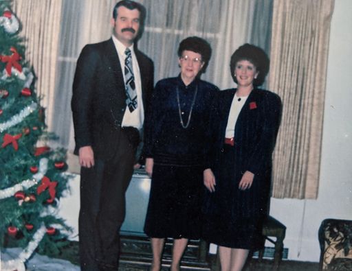 Jerry Wilkie Barnes photo gallery thumbnail 15 of 56