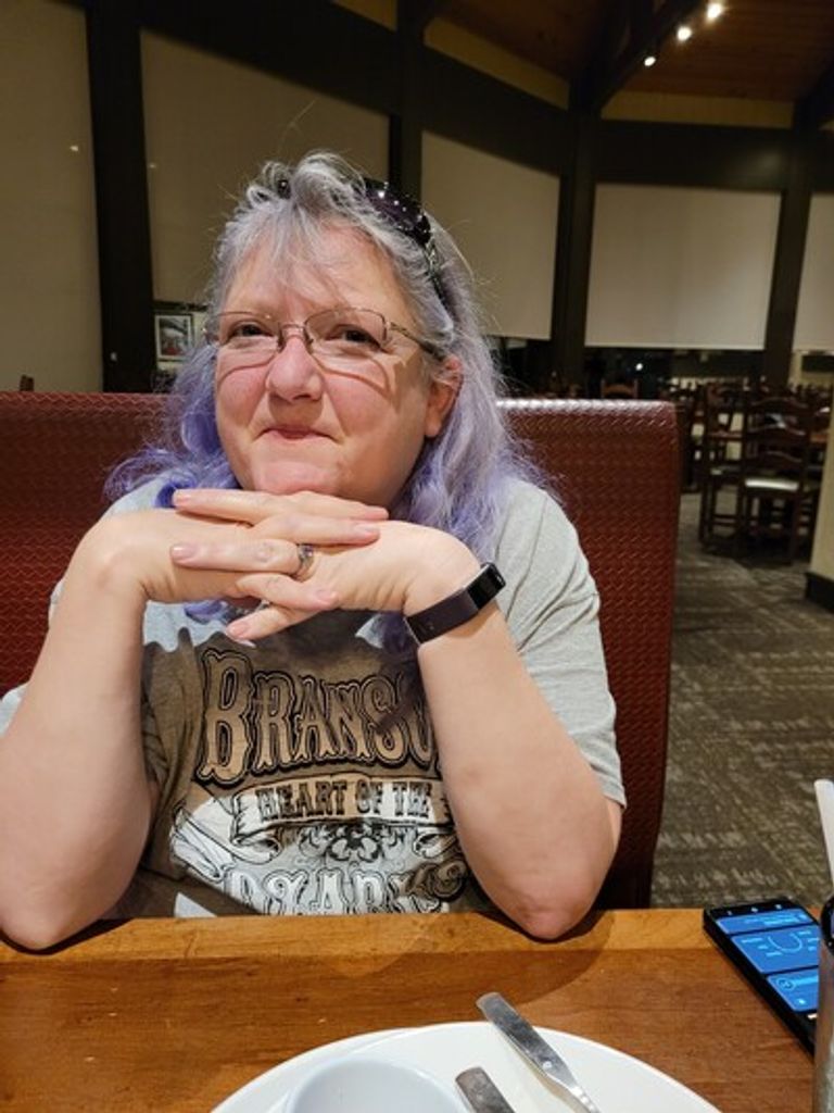 Angela Marie (Hunter) Linnell Profile Photo