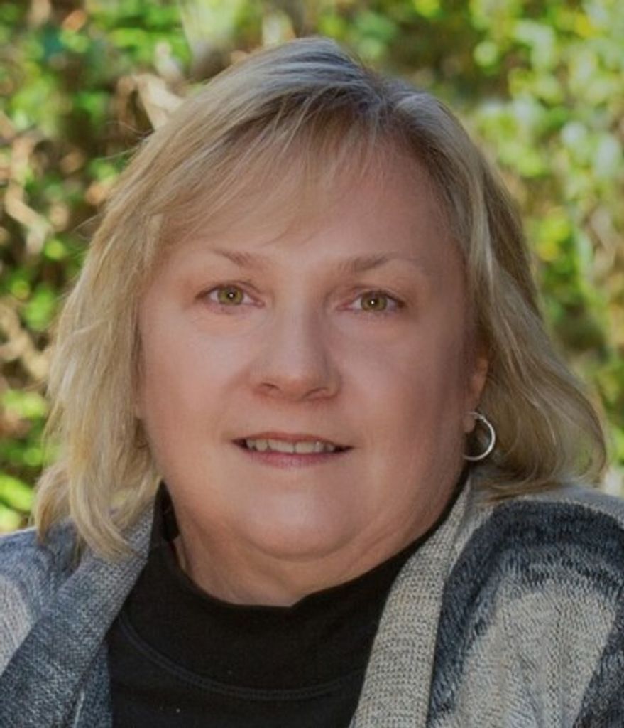 Carrie Jo Mueller Profile Photo
