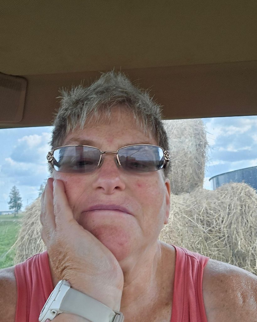 Bonnie Lou Johansen