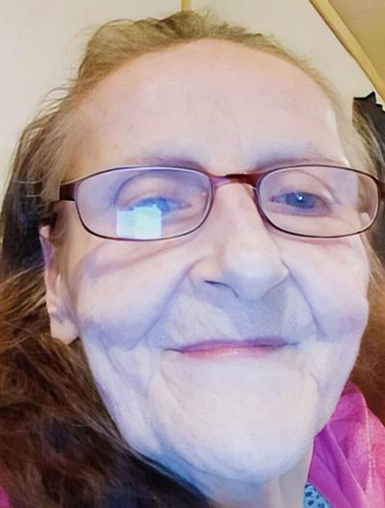 Lena Lanham Profile Photo