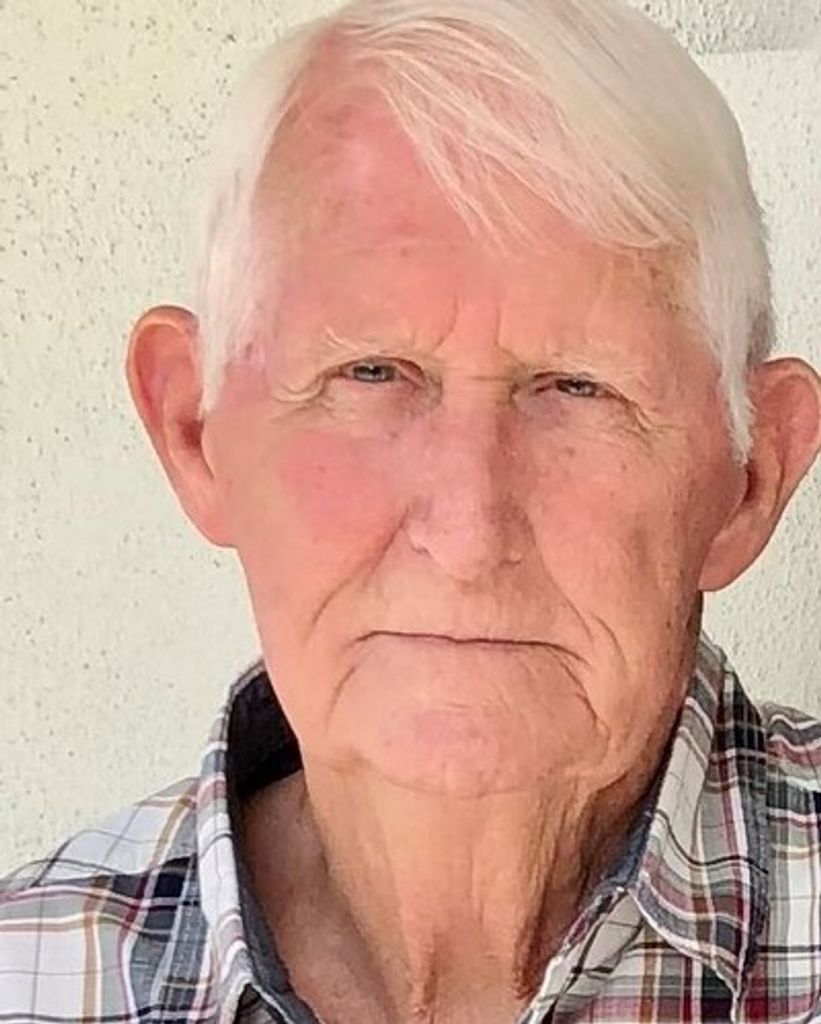 Dennis Robert Knapp Profile Photo