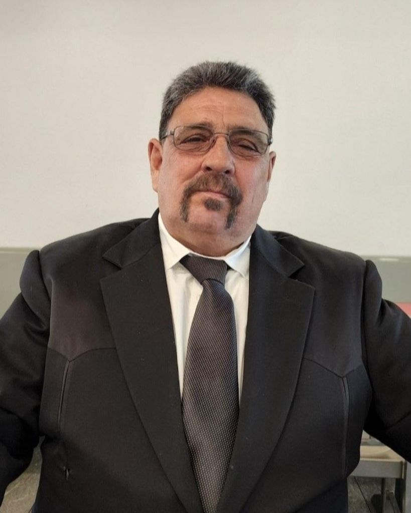 Robert S. Chavez Profile Photo