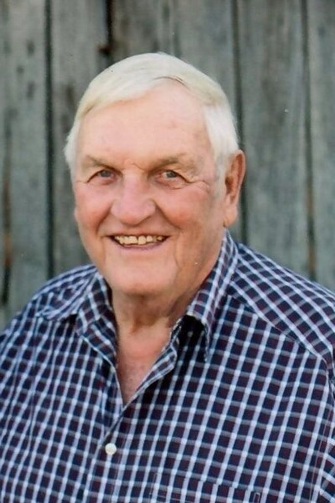 Harold Stephen Luebbering Profile Photo