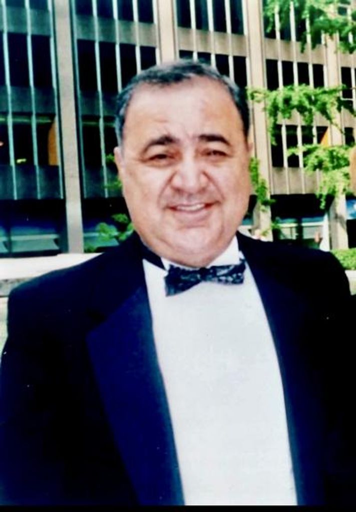 Papken Suny Der Torossian Profile Photo