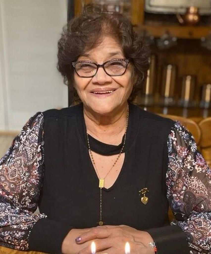 Lucia "Lucy" Ruiz