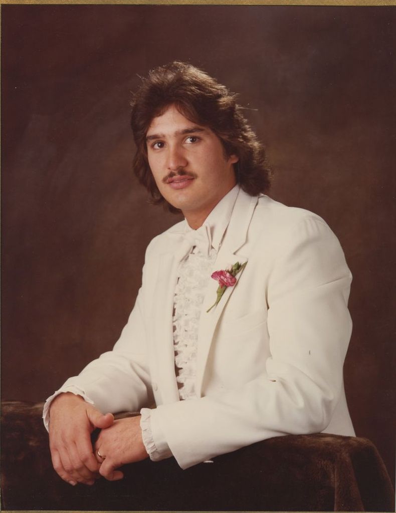 Gary Stephen Granados Profile Photo