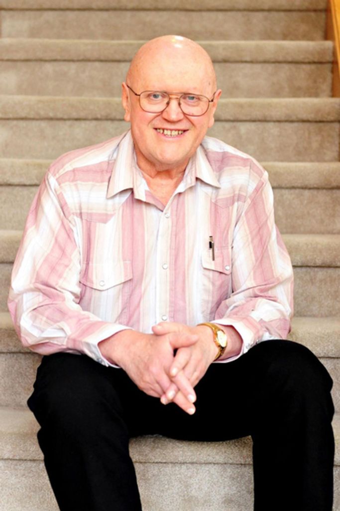 Ross Henry Whicker
