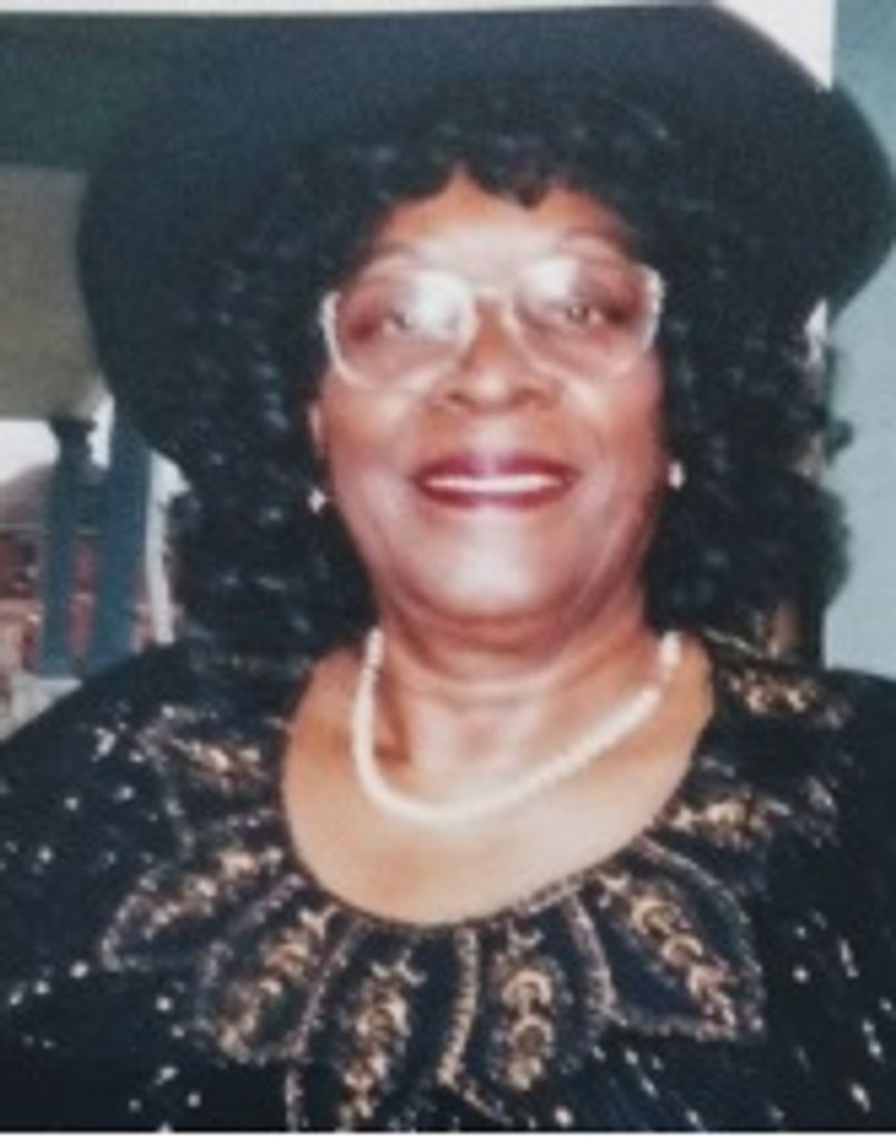 Mariana Essie Mae Holley