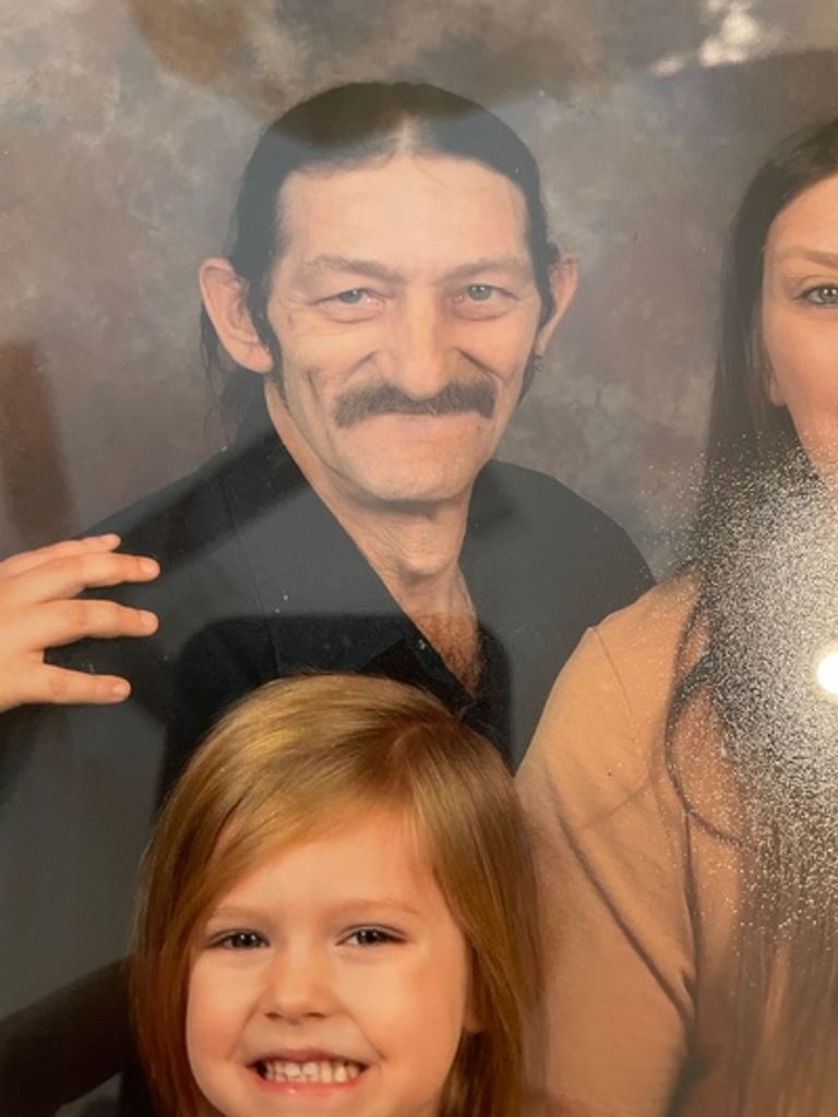 Robert Thomas Lynch Profile Photo