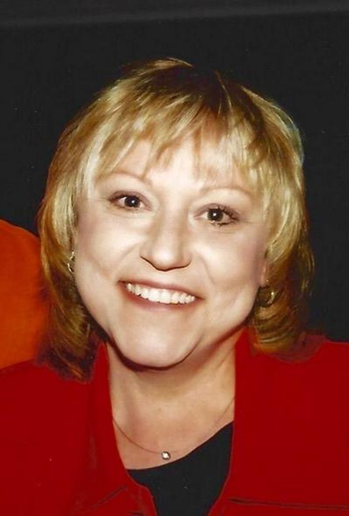 Anne Simmons Profile Photo