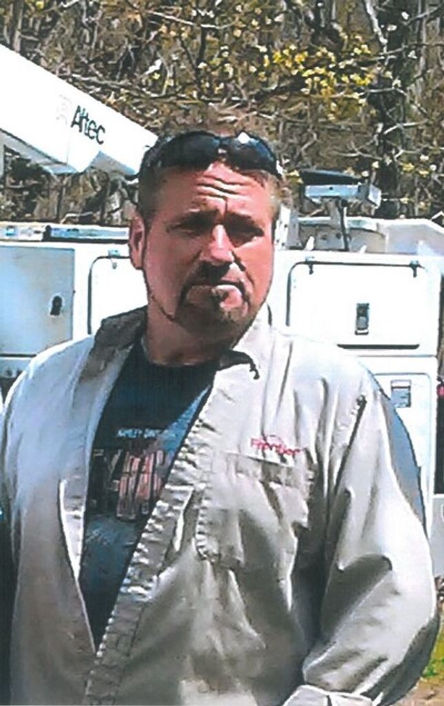 Ronald "Ronnie" V. Everett Profile Photo