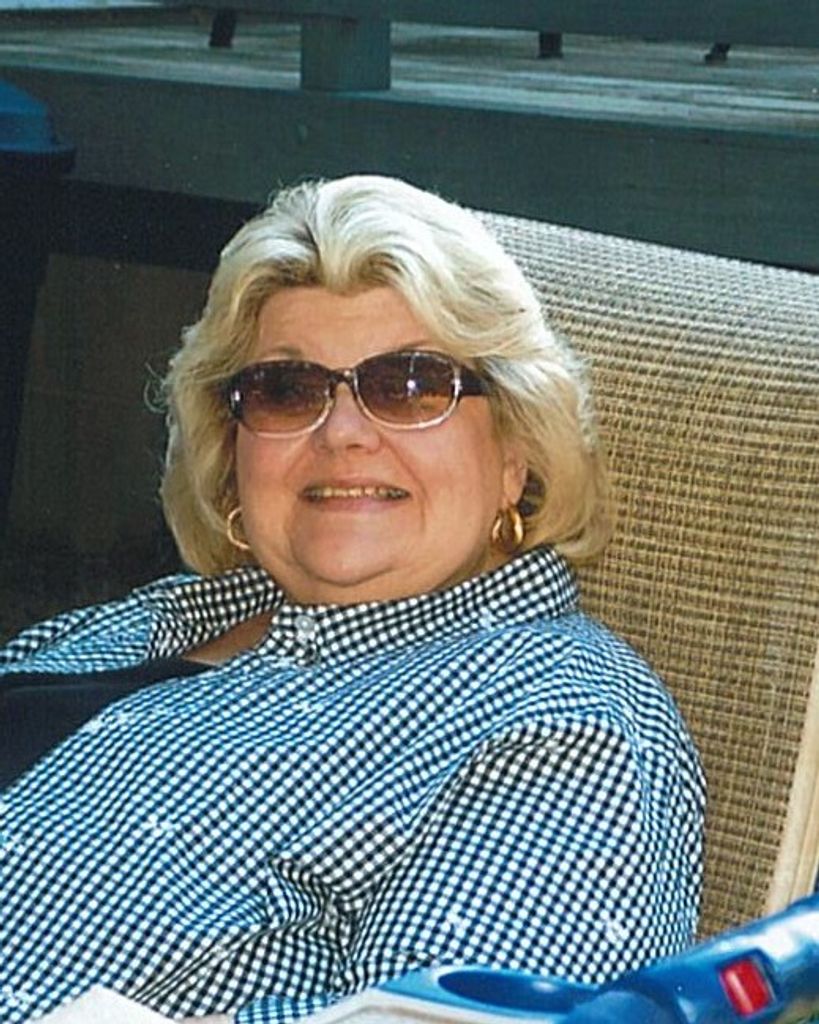 Ann Russell Profile Photo