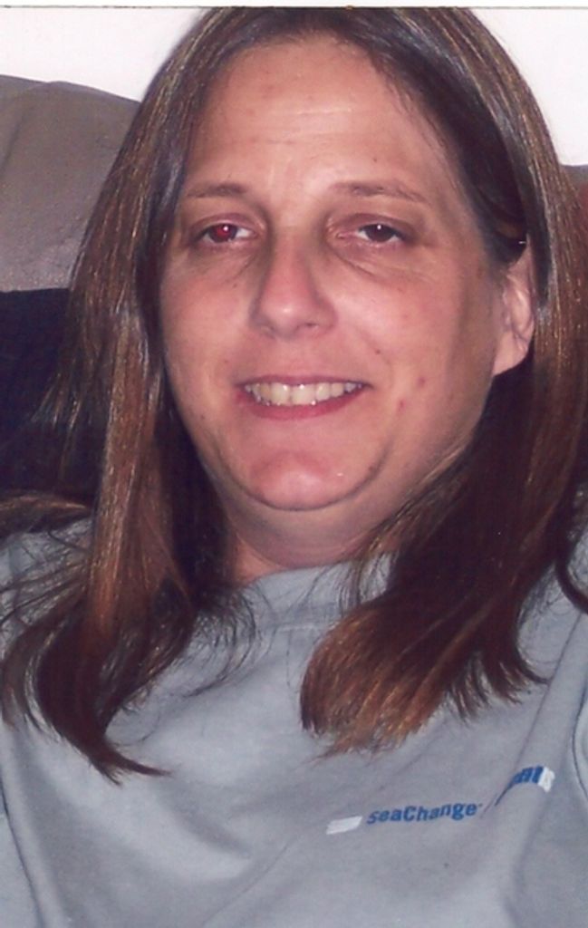 Julie Ann Silva Profile Photo