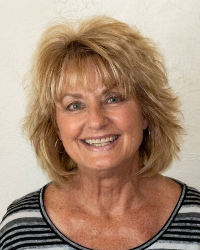 Diana Lynn Dickinson Profile Photo