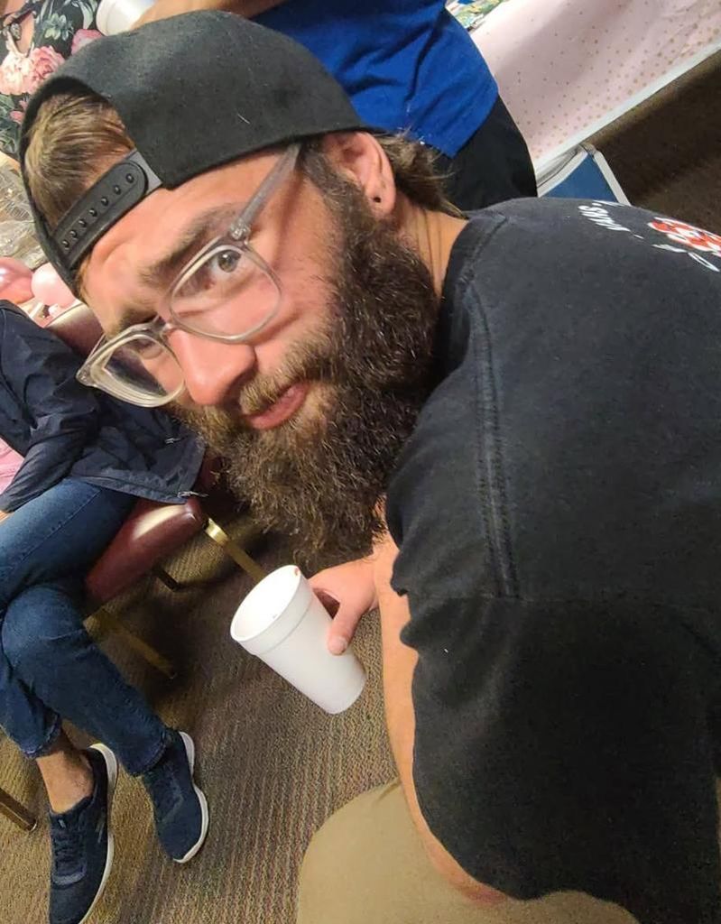 Kenlee Dennis Mcintire