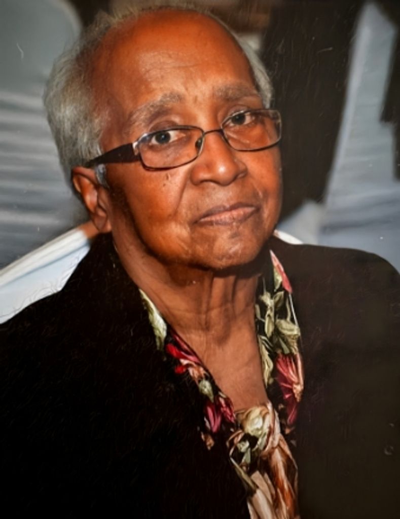 Eva Smith Gayles