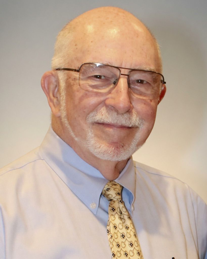 Richard Fenton Downer Profile Photo