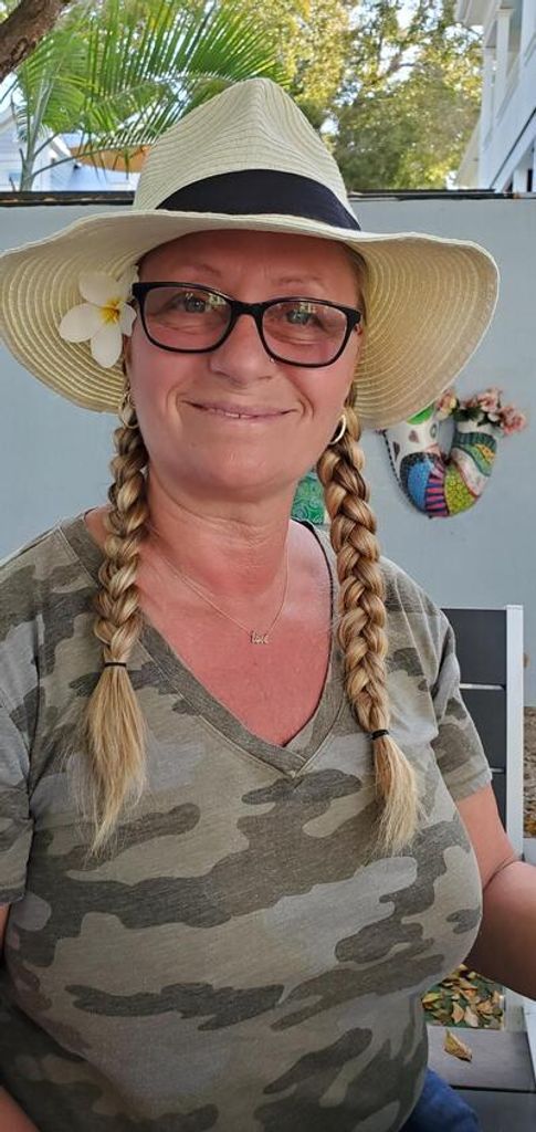 Tammy Lyn Zarro Profile Photo