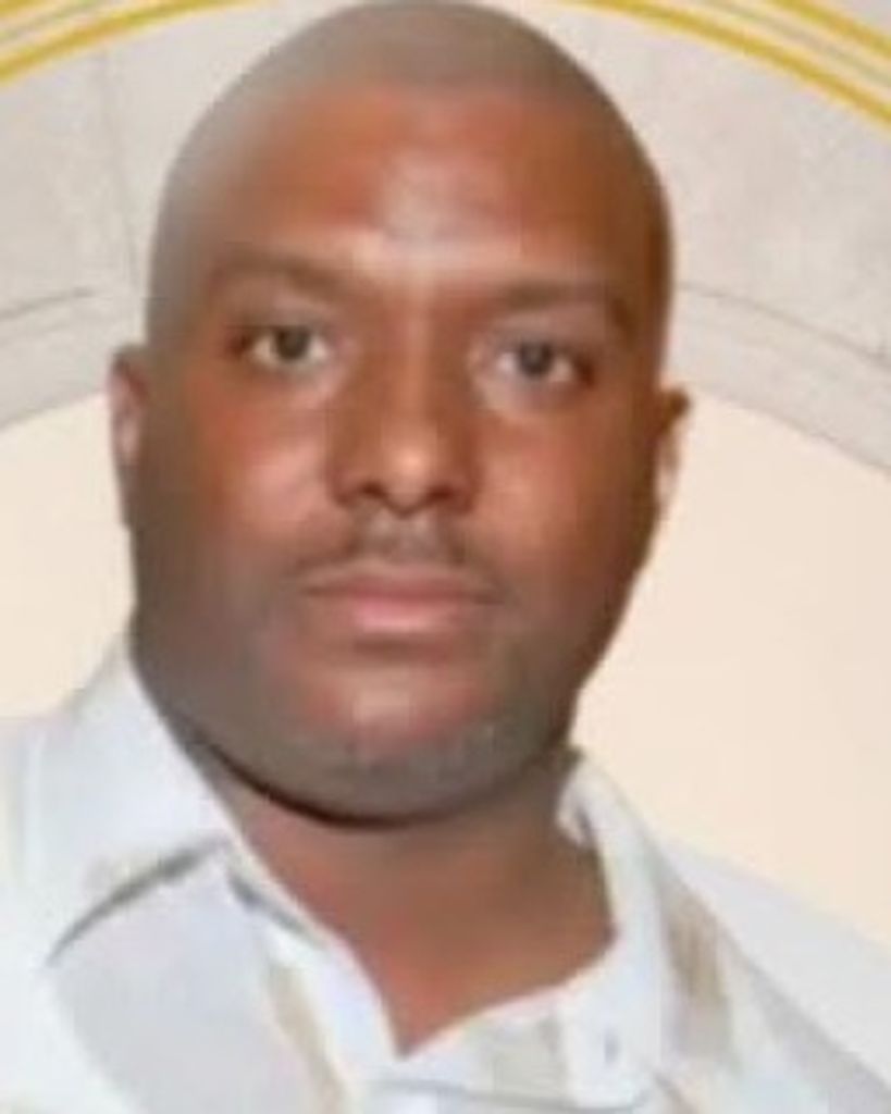 Travis Devon Weams Profile Photo
