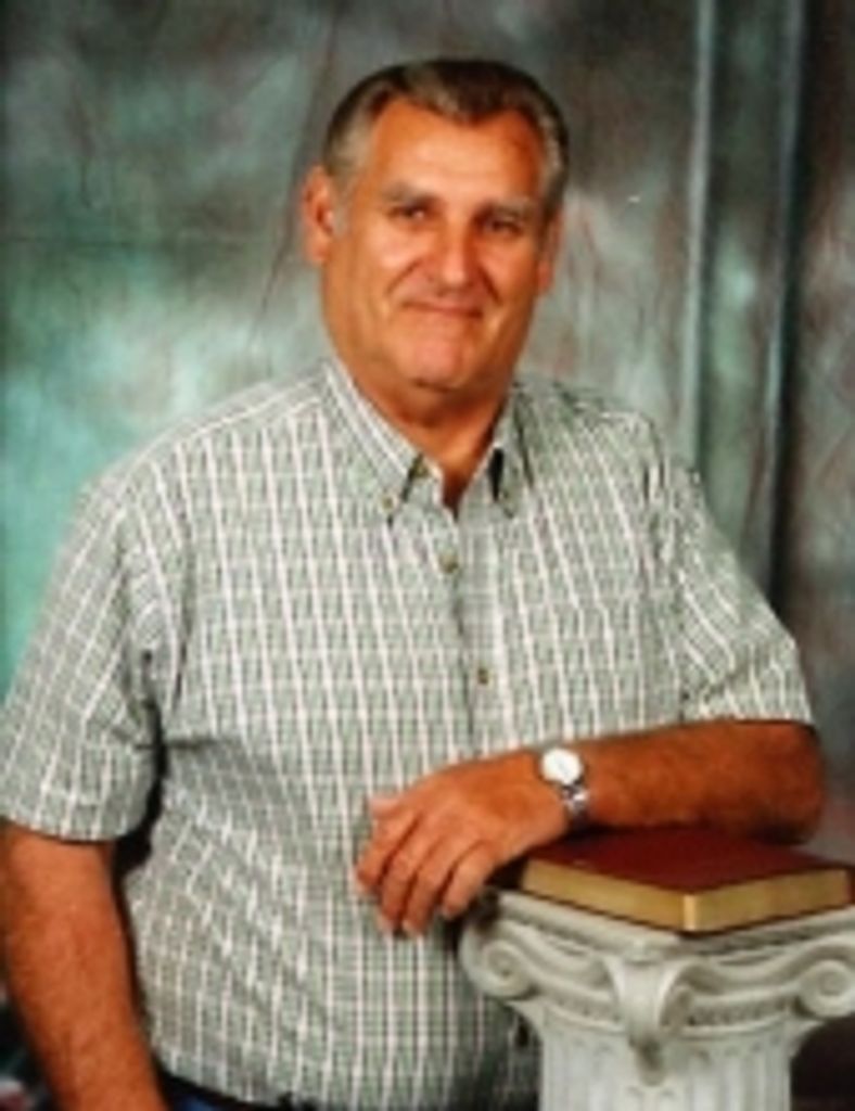 Kenneth H. (Dickey) Newberry