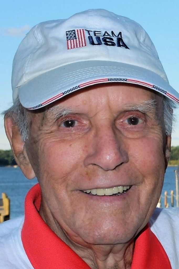 Arnold G. Fischer Profile Photo