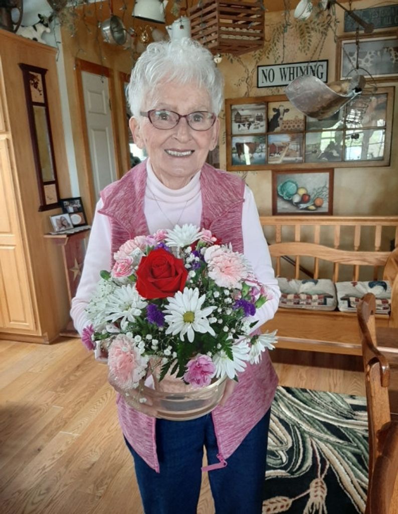 Doris Mae (Anderson)  Holland
