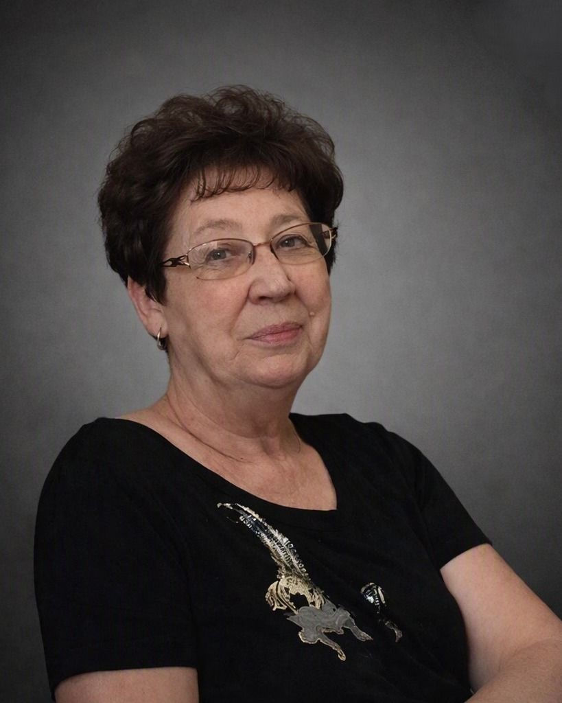 Mary Lou Hillock