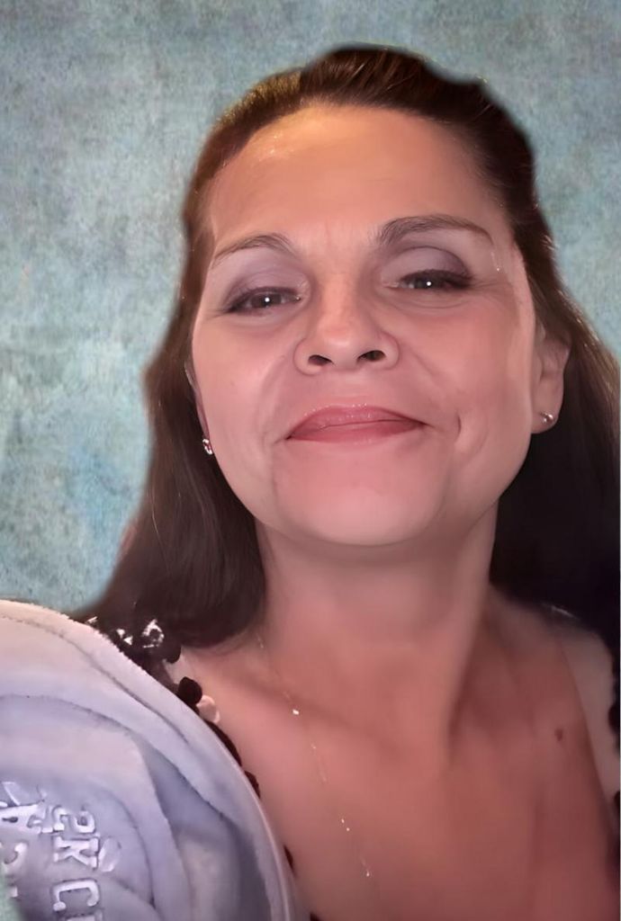 Anna Olanda Lucero Profile Photo