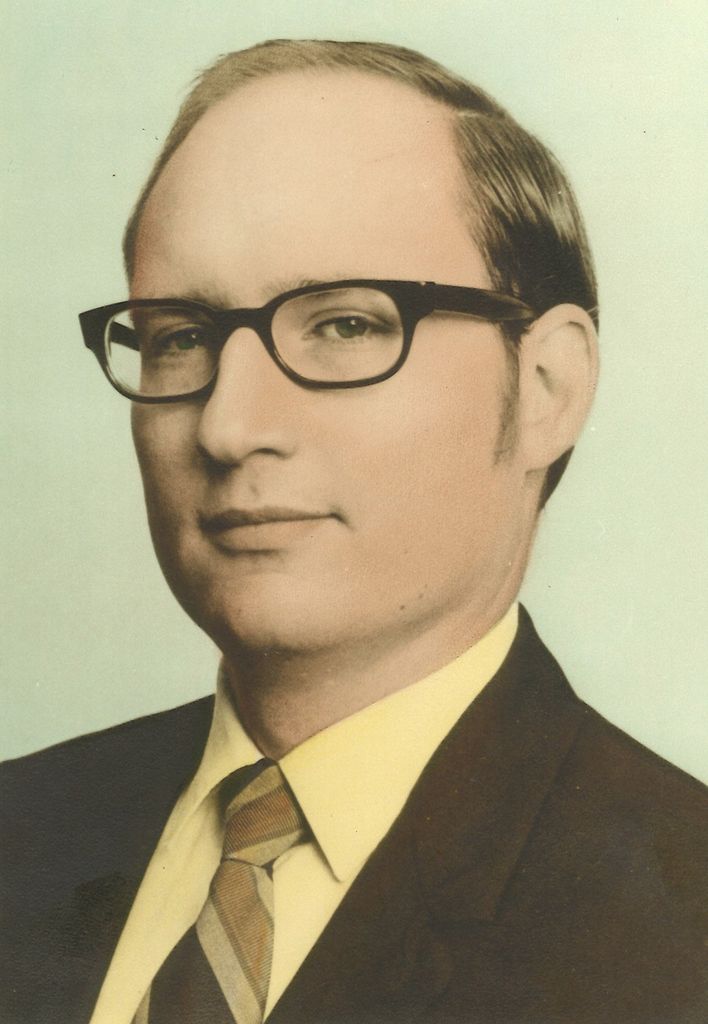 Larry Waylon Ellis Profile Photo