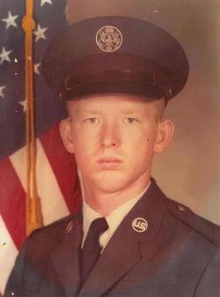 Thomas Frank Johnson Profile Photo