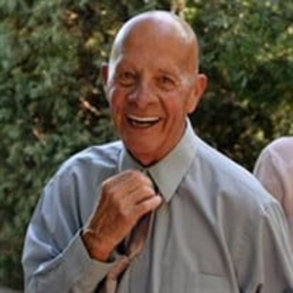 Dennis R Lorange