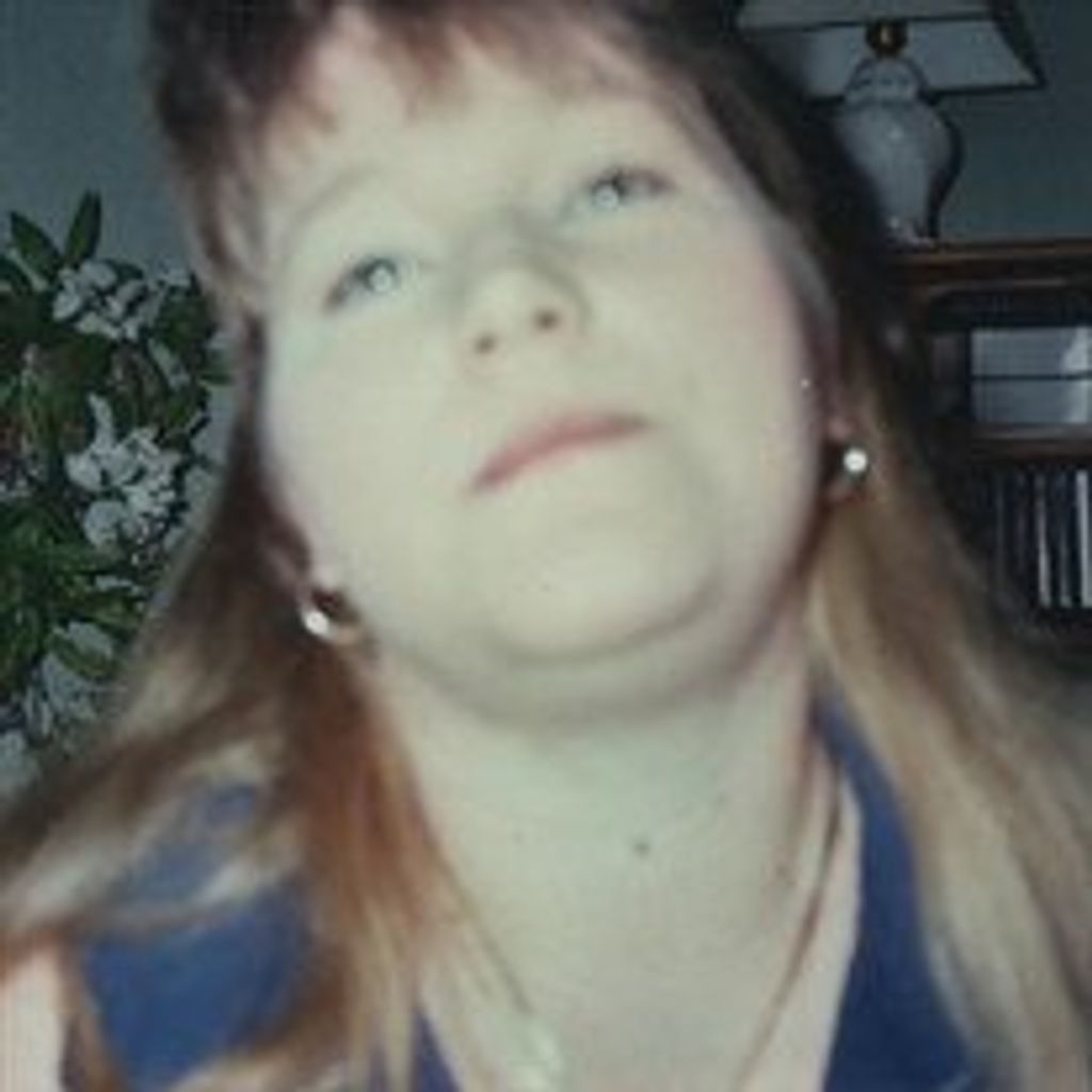 Michelle  Gwen Charvat