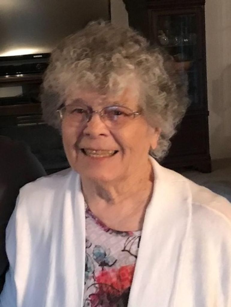 Dorothy (Peterson) Sanderson