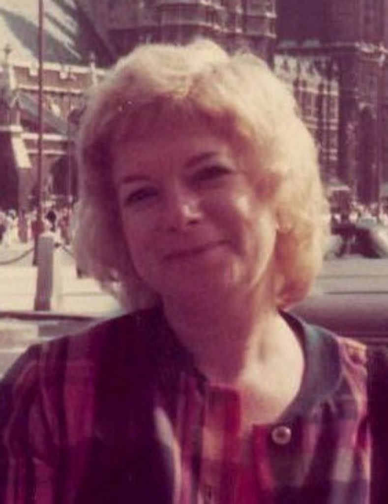 Carolyn Coombes