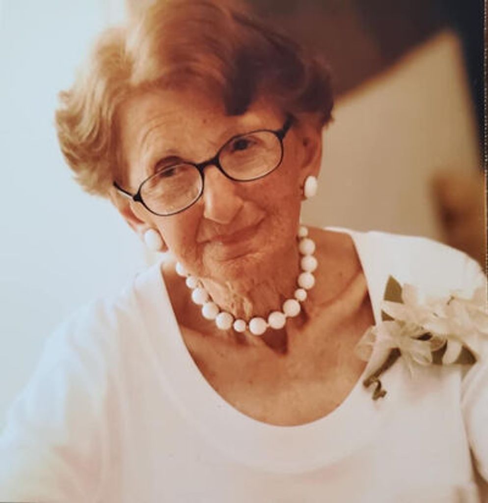 Lucy Serafini Profile Photo