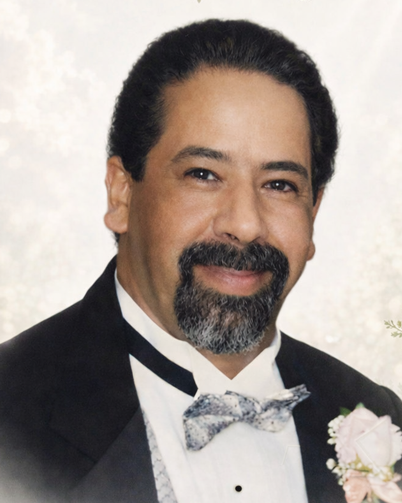 Frank R Echevarria Profile Photo