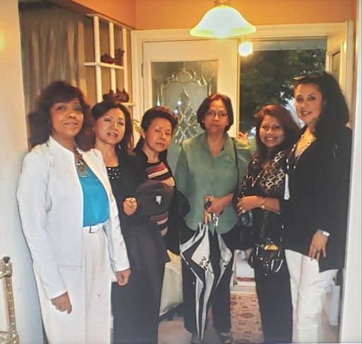 Rosa  Torres photo gallery thumbnail 18 of 20