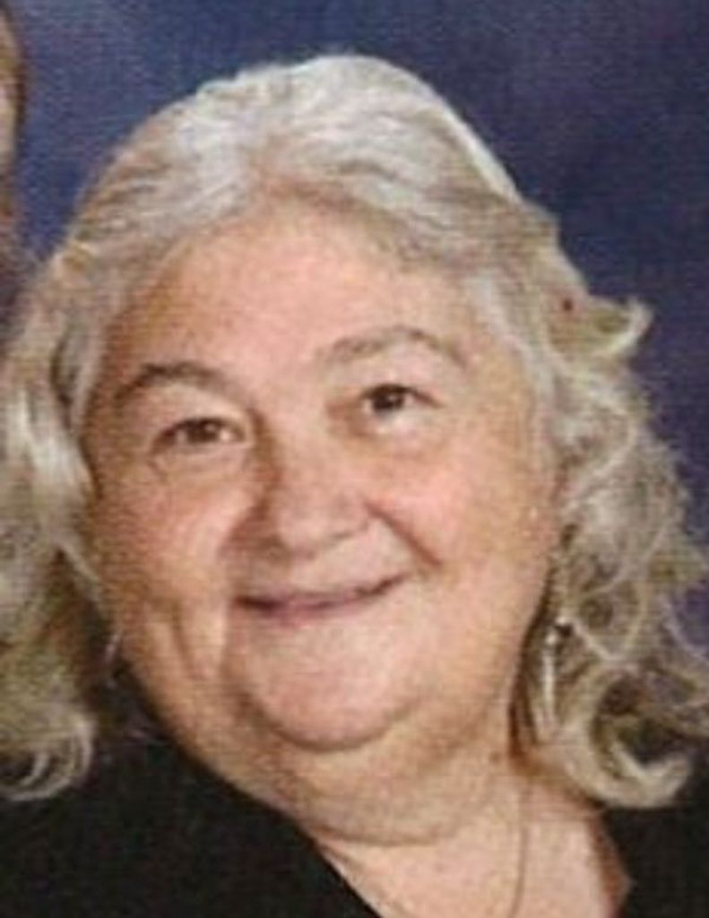 Louann Nellis Profile Photo