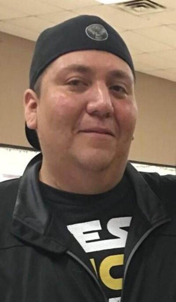 Tenetke 'Son' Deer Profile Photo