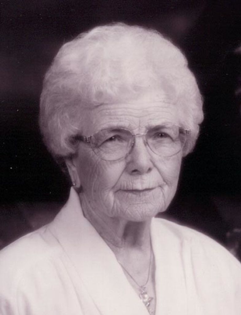 Margaret E "Mugs" Aakrann