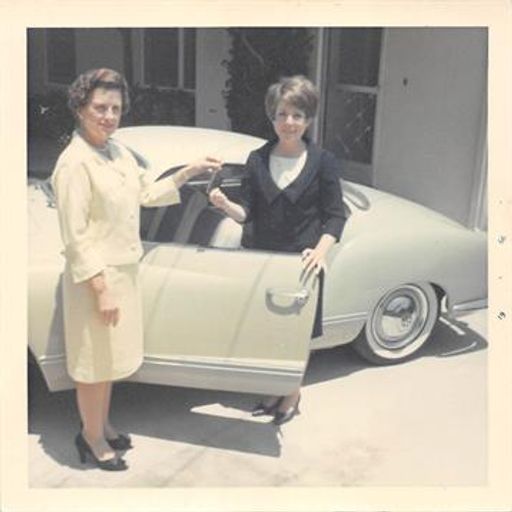 Margaret J. Bertiz photo gallery thumbnail 174 of 187