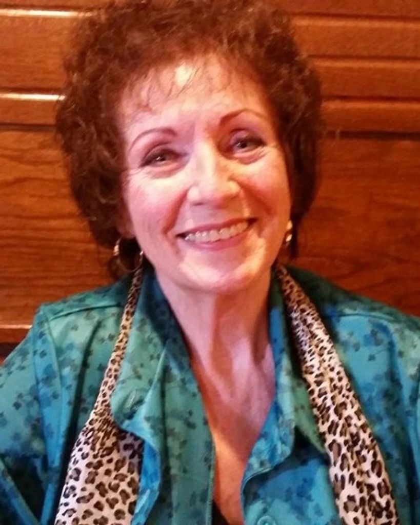 Sandra Mullis Profile Photo